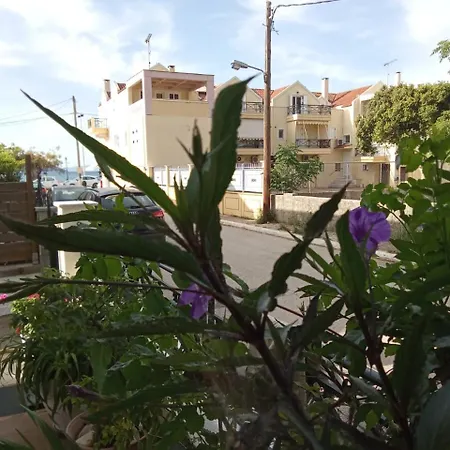 Nostalgia B In 50 Meters From The Sea Apartment