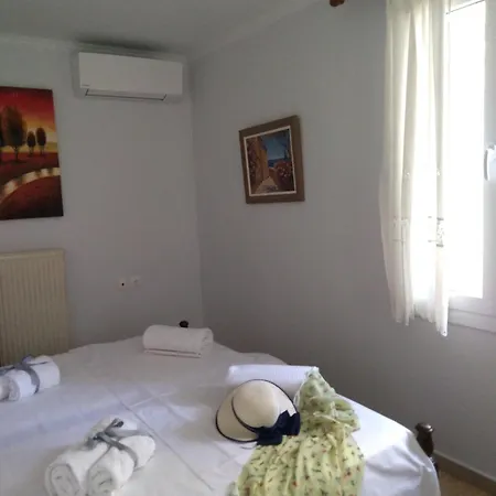 Apartment Nostalgia B In 50 Meters From The Sea Sami (Kefalonia)