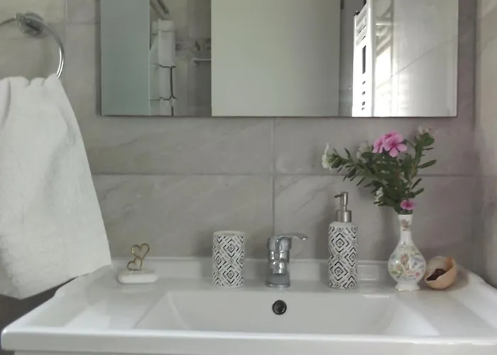 Apartment Nostalgia B In 50 Meters From The Sea